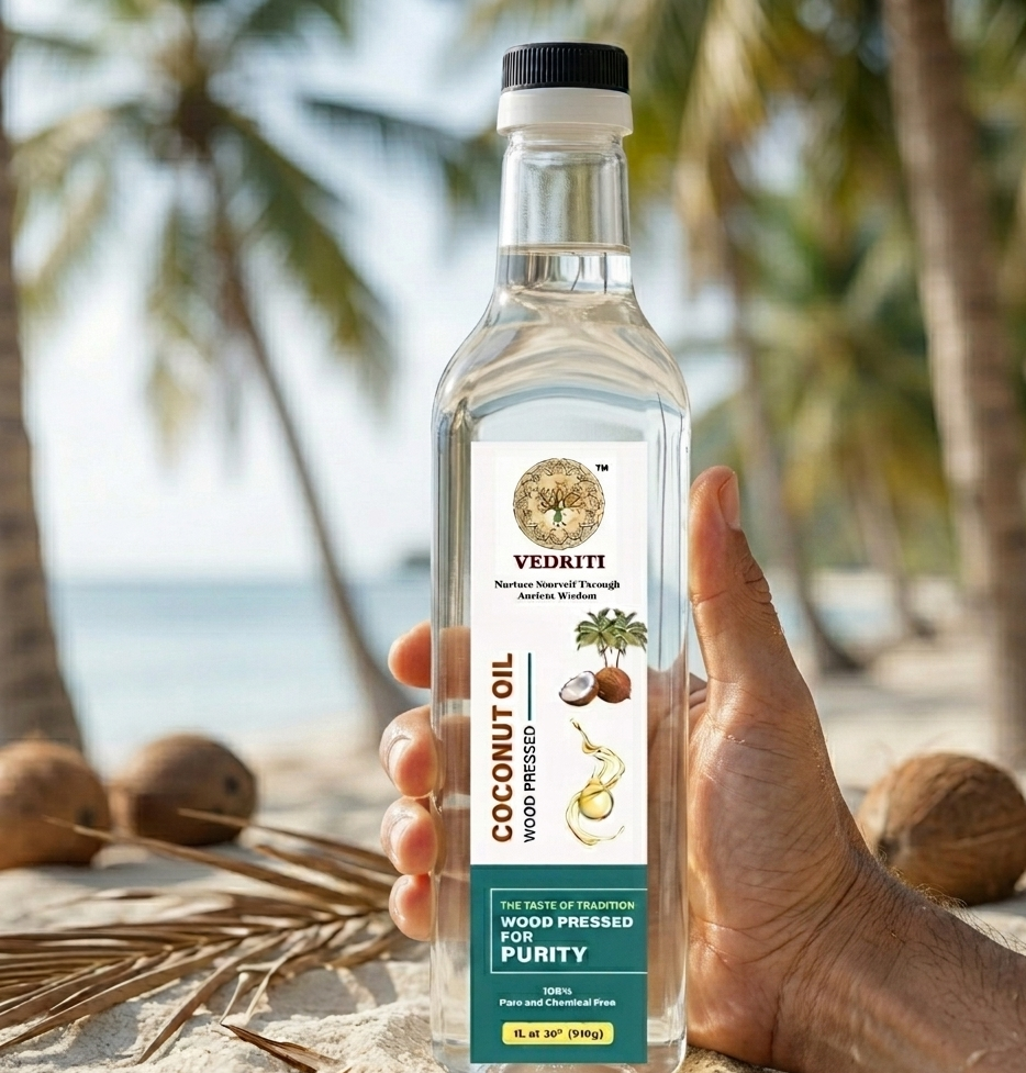 Wood-Pressed Coconut Oil in a Traditional Artisan Setting(1 L)